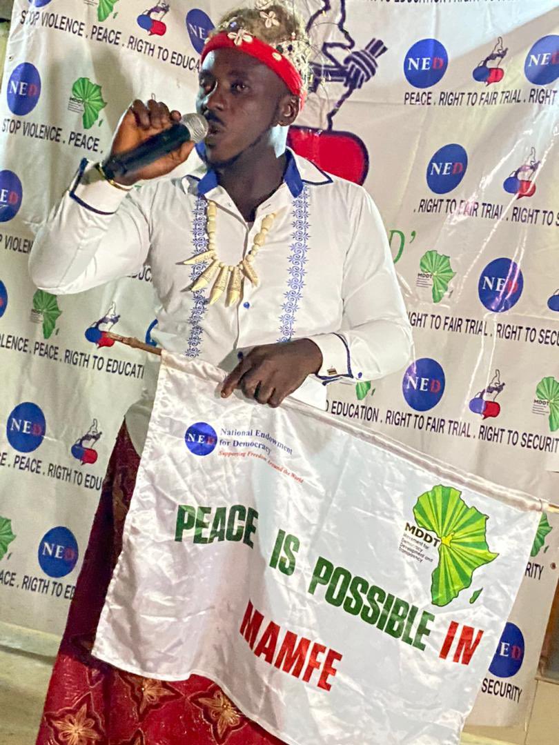 mddtcameroon's tweet photo. @mddtcameroon @NEDemocracy in #Mamfe Bachuo-Tai, mobilizing, sensitizing and amplifying youth voices on a #Ceasefire in an effort to reduce youth radicalization amidst the ongoing #Anglophonecrisis. #Letdialoguelead to #Endanglophonecrisis https://t.co/ieOf9kGFL3
