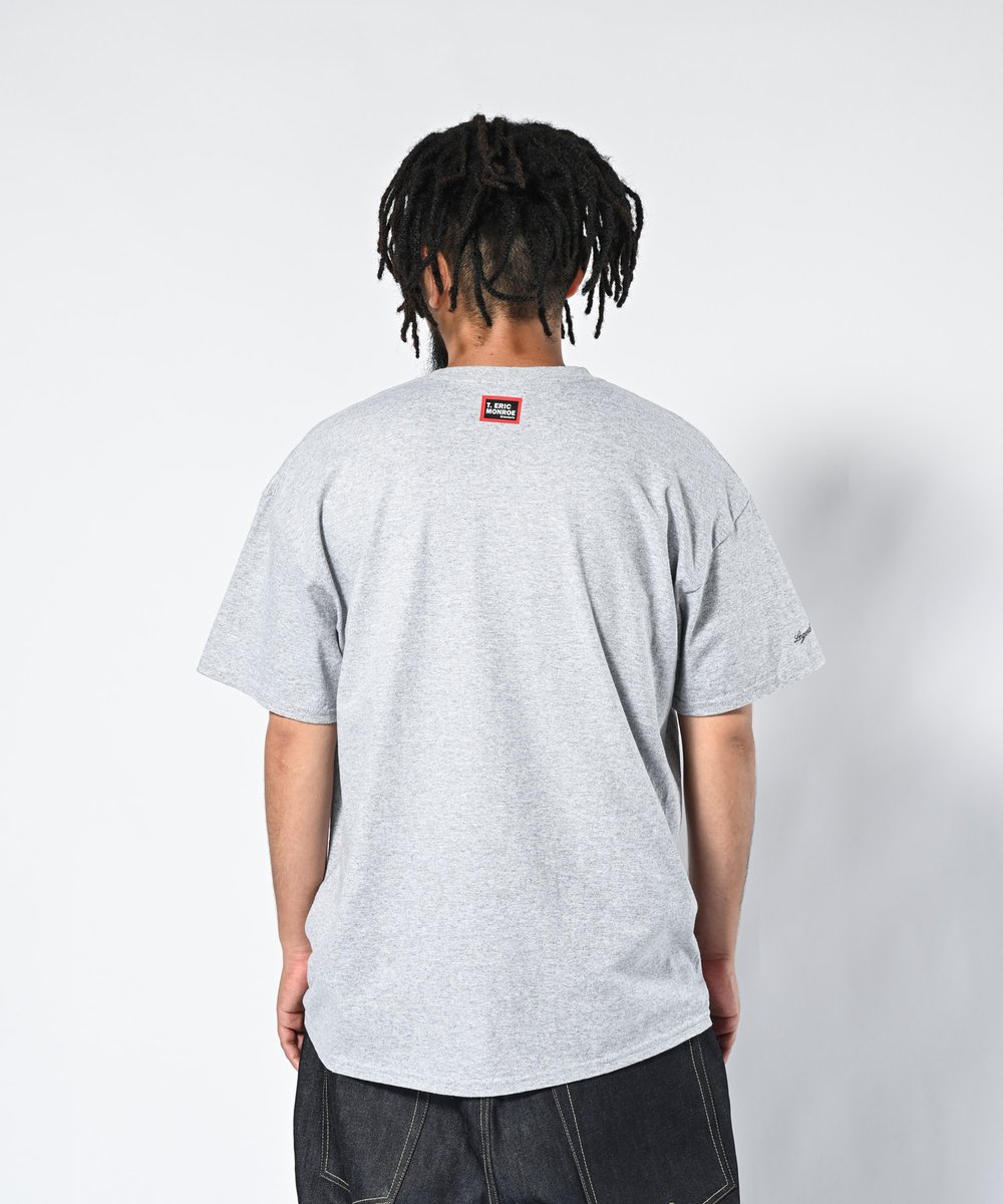 lafayette_jpn's tweet photo. ◆LFYT × T.ERIC MONROE - BIG PUN 1996 HOME TEE LS230131
(WHITE,BLACK,HEATHER GRAY)
超巨漢のプエルトリカン・ラッパー「Big Pun/ビッグ・パン」を捉えたフォトTEE
📱https://t.co/tYeWIfcRSv
#tdoteric
#LFYT #Lafayette #ラファイエット #Lafayette_NYC https://t.co/KQzt4QXpgf