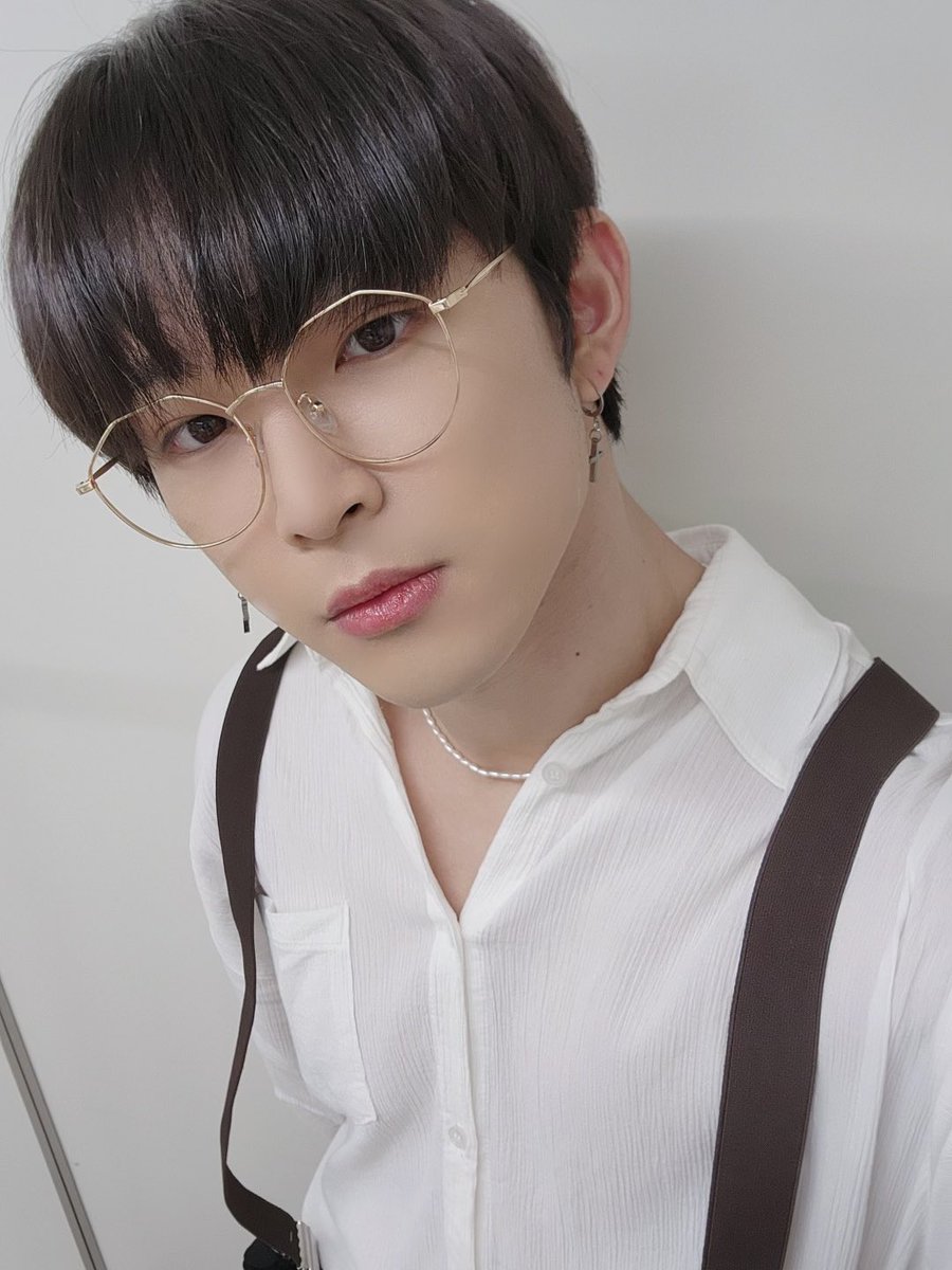 official_ONEUS's tweet photo. [#이도]
♡ https://t.co/OD1HaOyBLS