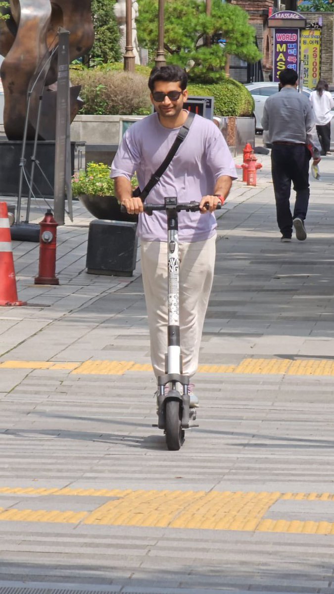 TechWiser's tweet image. WE HERE 🇰🇷 #TeamTechwiser

#SamsungUnpacked