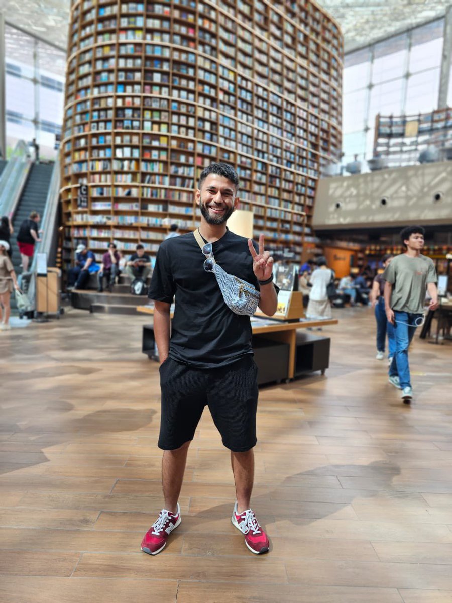 TechWiser's tweet image. WE HERE 🇰🇷 #TeamTechwiser

#SamsungUnpacked