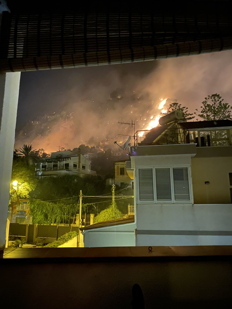 CdogMLV's tweet photo. View from the balcony #mondello #pallermo #fires #wildfires #sicily #sicilyfires https://t.co/9aQqUXSJB5