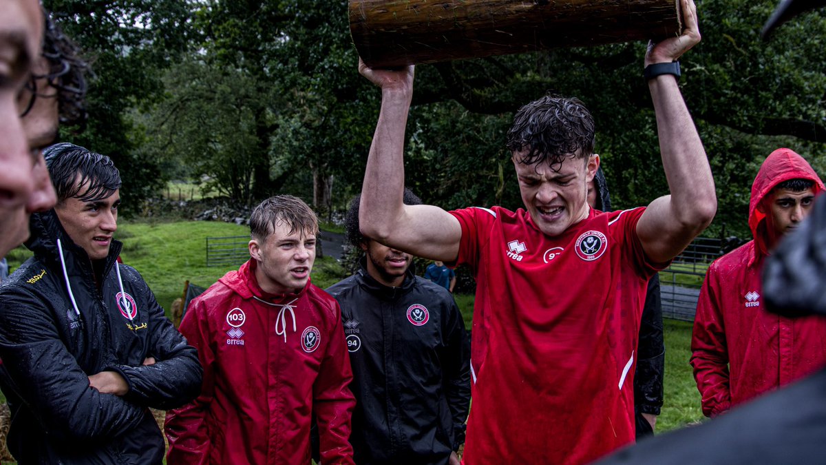 WAKTUCHALLENGE's tweet photo. Thanks for working hard and embracing fear with us @sufcdevelopment &amp; PDP. We look forward to following you as a formidable force through the season ahead 🙌🏾 #sufc #preseason #blades #sheffieldunited https://t.co/koJlNp8FB9