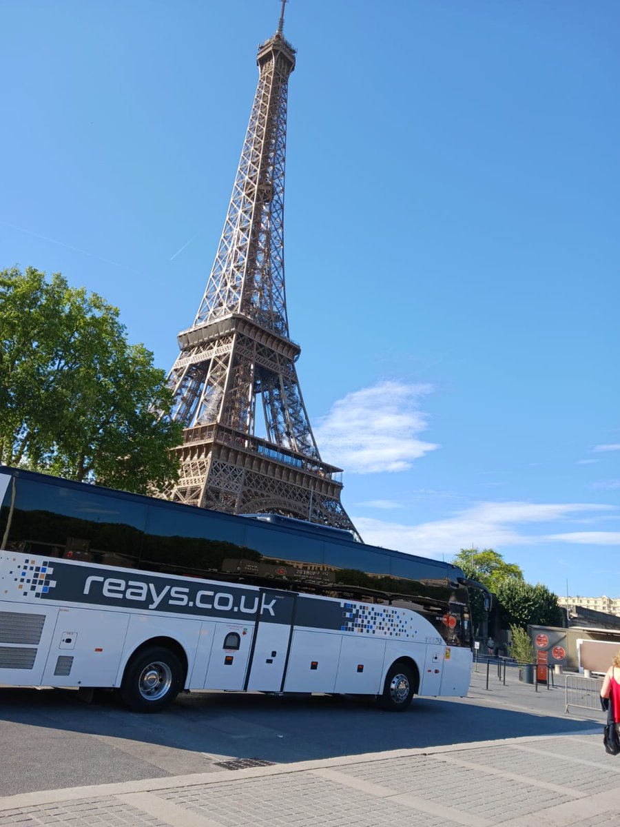 ReaysCoachTours's tweet photo. Reays in #Paris? Oui oui! 🇫🇷🥐

Our team loved every moment of our trip to France, have you visited? https://t.co/6DvRGNtzJc