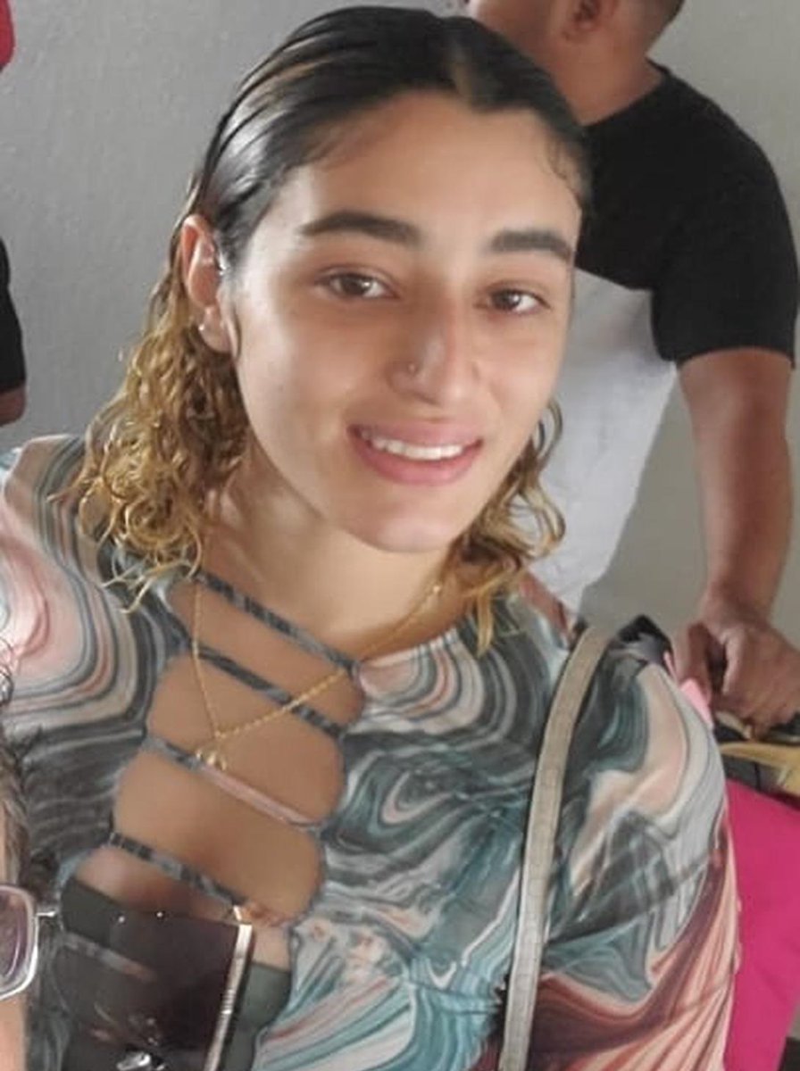 PascoSheriff's tweet photo. PSO deputies are currently searching for Sofia Sanchez Rivera, a missing/endangered 18-year-old. Sanchez Rivera is 5’5”, around 135 lbs., with black hair and brown eyes. Sanchez Rivera was last seen around 7:40 p.m. on July 25 in the Madaca Ln. area of Land O’ Lakes. (1/2) https://t.co/3GEx3rMtRe