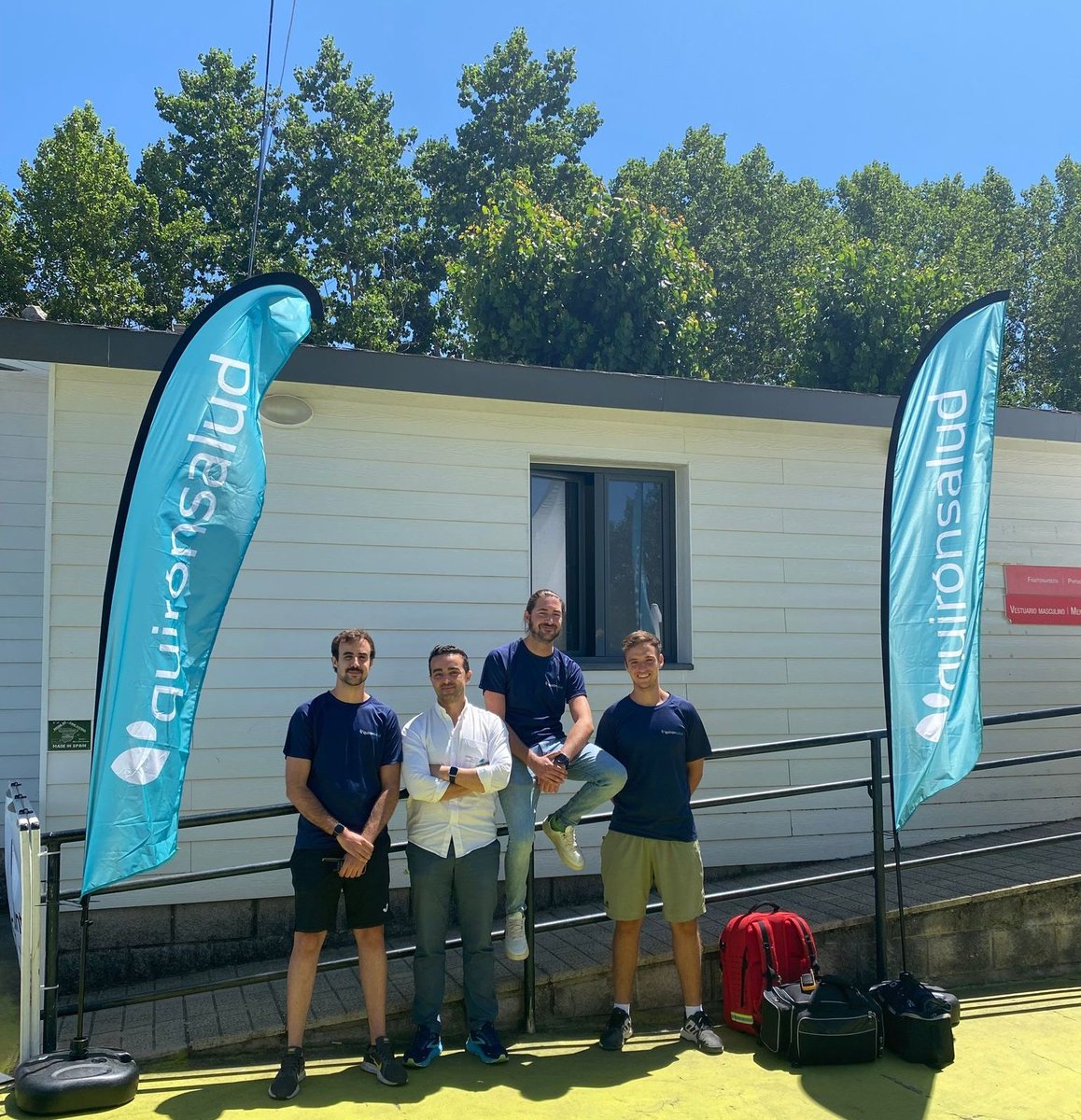 Estamos en @Tenis_Espinar donde somos Servicios Médicos Oficiales. 👨‍⚕️ @YMourtabib es el responsable médico de los jugadores @ATPChallenger 🎾 Quim Ribas, Juanjo Morell y Ignacio Ramos son los fisioterapeutas @ATPChallenger y @ITFTennis_es