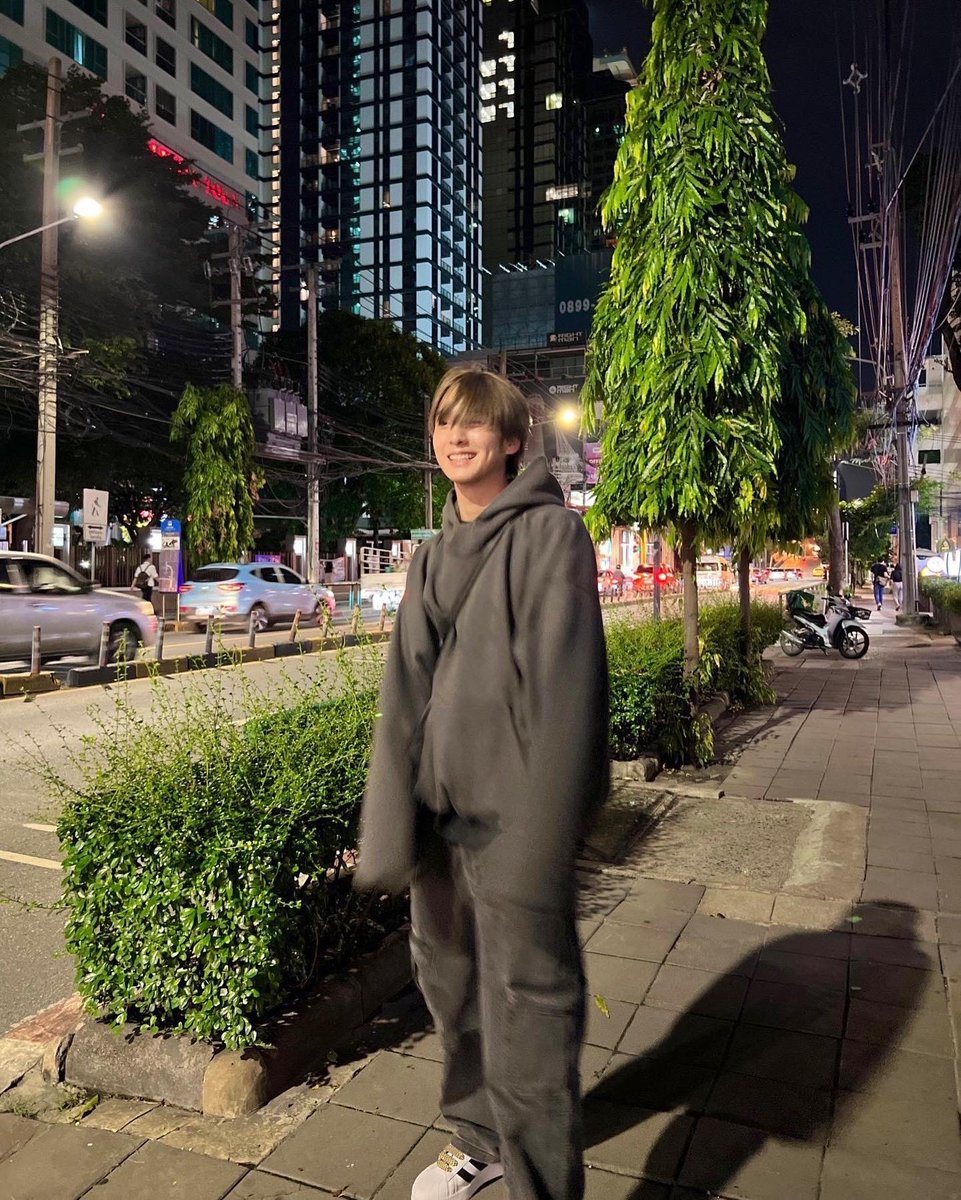 mytaddyth's tweet photo. 26.07.23 | Tad IG Update

🧸 : Black Black Black🖤✨ (1)

🔗 : https://t.co/o2imhQ3ruM

#TadATLAS #TadThapana
#ATLAS_TH #ATLASth @TadThapana https://t.co/dKs0oVzvHP