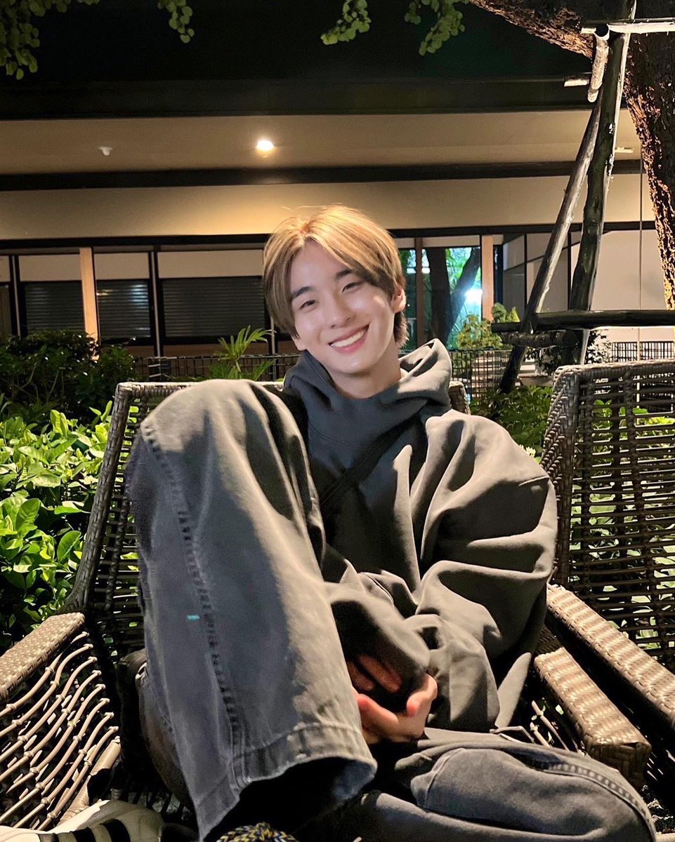 mytaddyth's tweet photo. 26.07.23 | Tad IG Update

🧸 : Black Black Black🖤✨ (1)

🔗 : https://t.co/o2imhQ3ruM

#TadATLAS #TadThapana
#ATLAS_TH #ATLASth @TadThapana https://t.co/dKs0oVzvHP