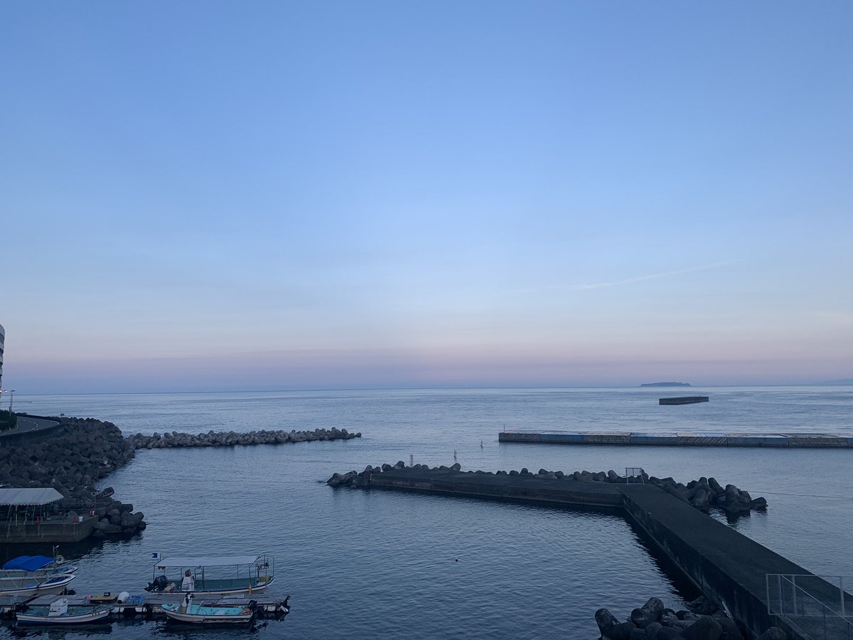 rainryuhei_wen's tweet photo. Atami day https://t.co/3RQzcyfF4I