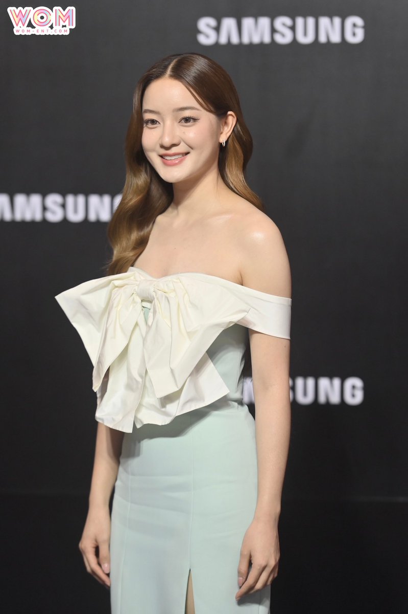 WOMENTERTAIN's tweet photo. ‘อิ้งค์​ วรันธร’ ร่วมเดินพรม​ในงาน​เปิดตัวสมาร์ทโฟนและแก็ดเจ็ท The New Samsung Galaxy สุดยิ่งใหญ่  ​

#SamsungUnpacked 
#JoinTheFlipSide  #ยินดีต้อนพับ
#inkwaruntorn https://t.co/CzbizRhTMM