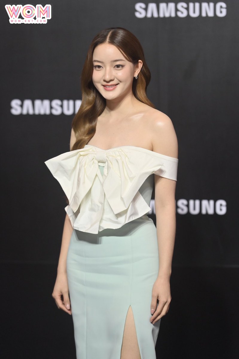 WOMENTERTAIN's tweet photo. ‘อิ้งค์​ วรันธร’ ร่วมเดินพรม​ในงาน​เปิดตัวสมาร์ทโฟนและแก็ดเจ็ท The New Samsung Galaxy สุดยิ่งใหญ่  ​

#SamsungUnpacked 
#JoinTheFlipSide  #ยินดีต้อนพับ
#inkwaruntorn https://t.co/CzbizRhTMM