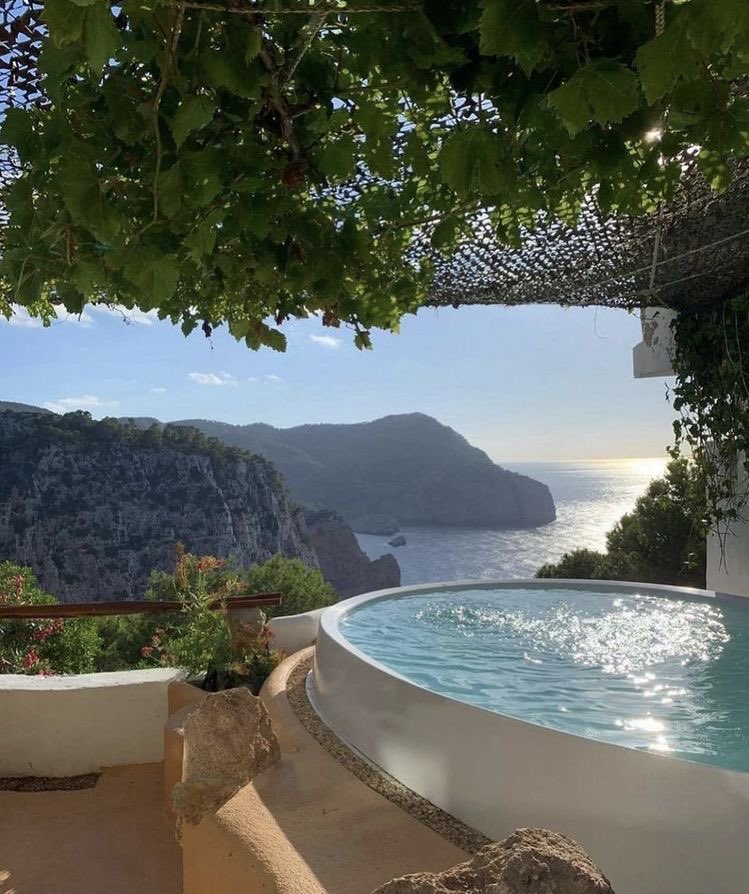 addictviews's tweet photo. Summer in Greece 🇬🇷 https://t.co/CfKW3ltjRb