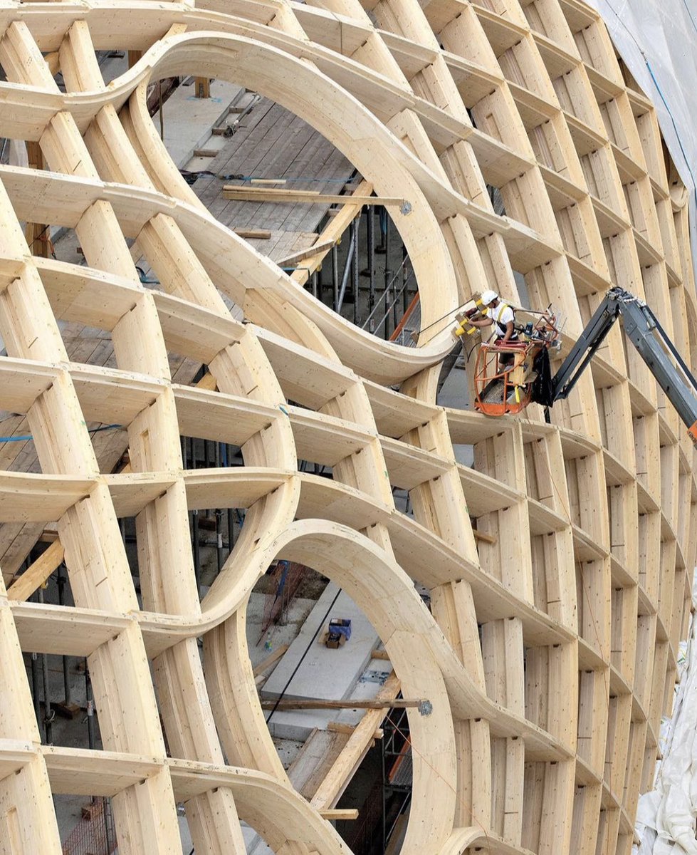 SustainableTall's tweet photo. The things mass timber can do…

Swatch headquarters, Shigeru Ban, photo by Didier Boy de la Tour https://t.co/PmRFRawWnl