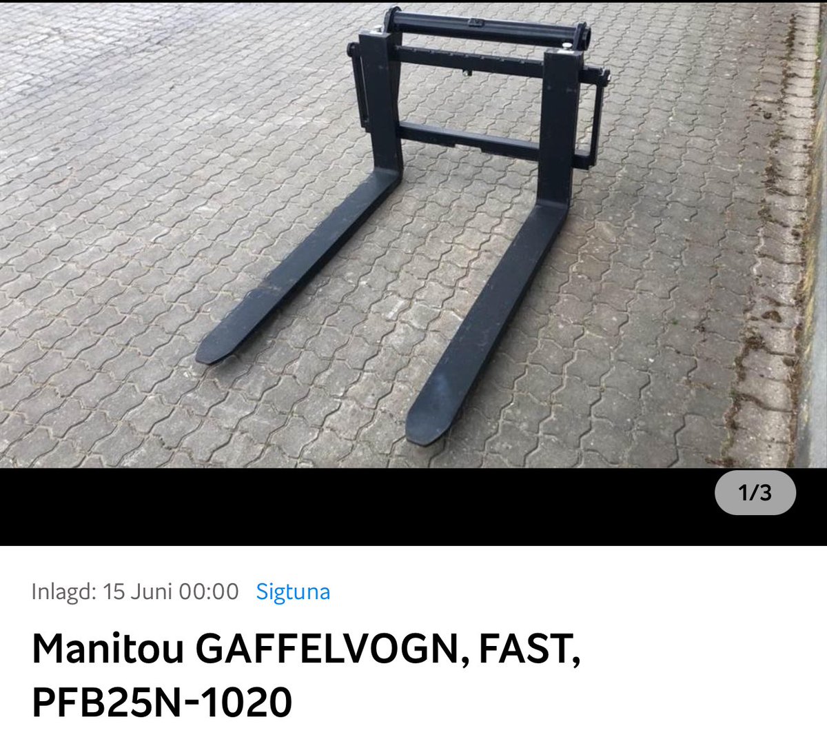 FrejHellsten's tweet photo. Jag: letar IKEA smarthem-grejer på Blocket

Blocketnotis 5 minuter senare: ”Den här tror vi att du ❤️” https://t.co/GeLXHjz7Qw
