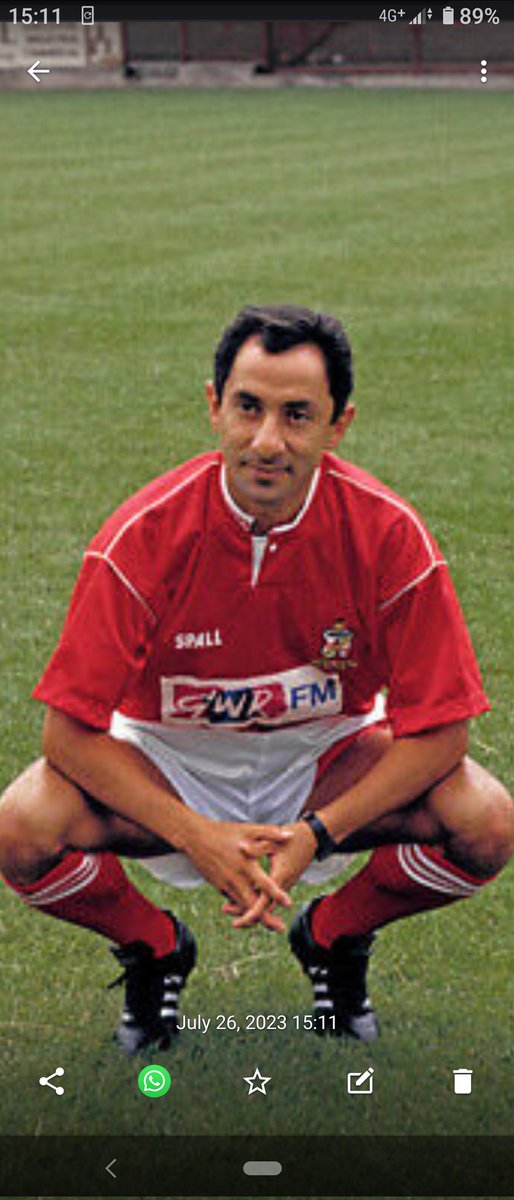 What a beautiful football player!