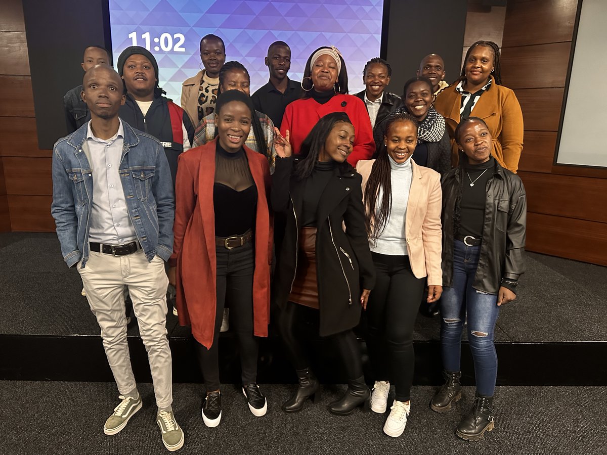 JeffReserNC's tweet photo. 🎉 Twenty students joined the #SUSE Graduate Program in South Africa on July 13. During the first weeks of the 12-month program, they will focus on the basics of #opensource. After that, our partners will welcome them to help them gain practical skills.
👉 https://t.co/mDyeeDgepk https://t.co/v8dX668bXX