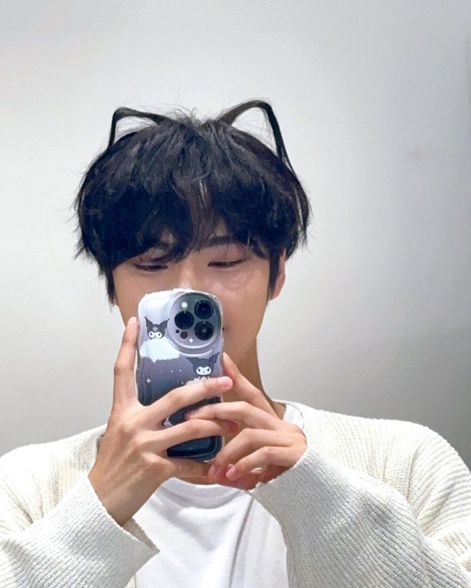 1024updates's tweet photo. [📷] 230726 | SEONGHWA 

#ATEEZ #에이티즈 #SEONGHWA https://t.co/A334v85eQR
