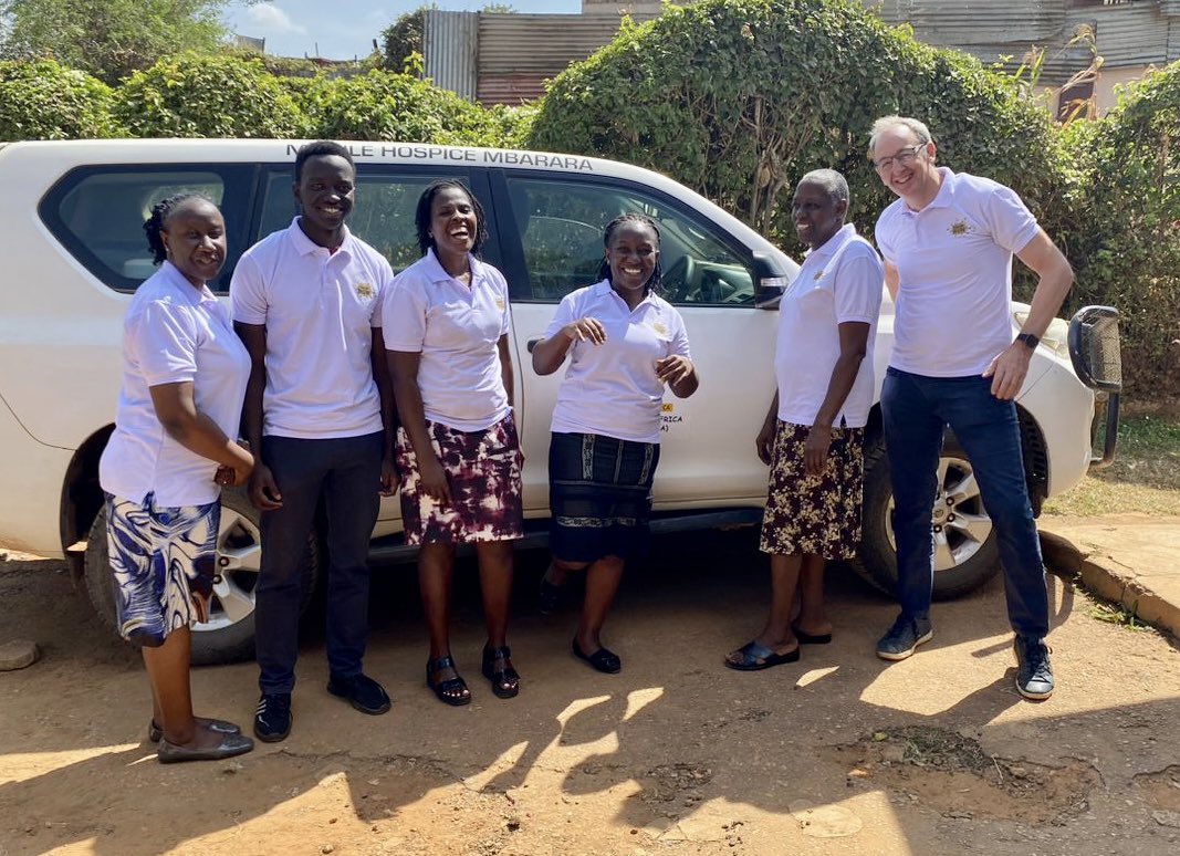 GlobalHealthCo4's tweet photo. Appreciation to @UNDAuthority, @HospiceAfricaUg, Omuyambi Team and Mbarara Preparatory School for supporting children fighting cancer @MbararaHospital together with @MbararaUST, @MGHGlobalHealth, @UgandaCancerIns @JacksonOrem @WilliamBazeyo @dr_sasiimwe https://t.co/D0eT7mx4XI