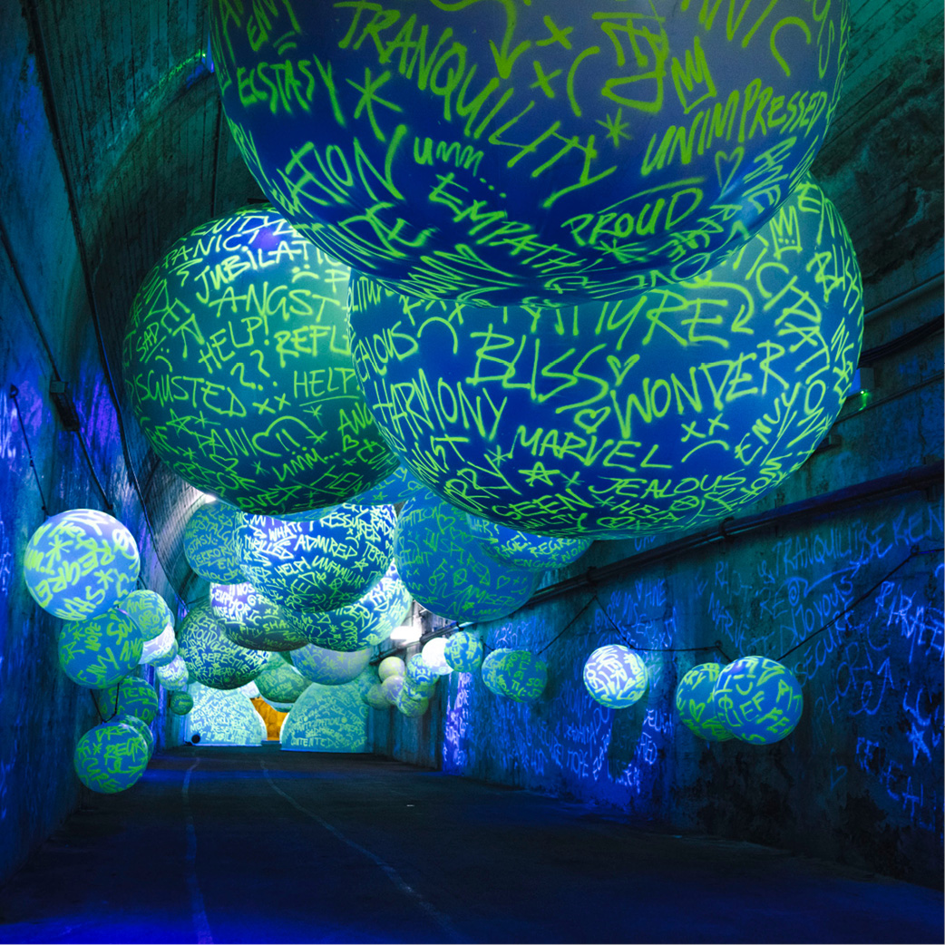 lsionline's tweet photo. Cat Strom reports from Vivid Sydney 2023 as over 3 million people visit the city to enjoy large-scale light and projection shows . . .
๐ฝ https://t.co/PrBMJMtuop ๐ฝ
#sydney #DarkSpectrum #Barerarerungar #projection #LED #publicart #cityscape #drones #lightshow #lightingdesign https://t.co/vjFVZ5r4jn