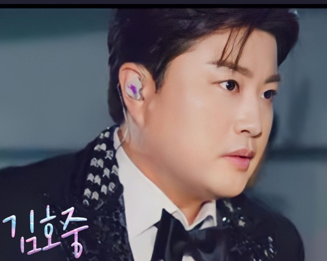 김호중 천상의 독보적인 힐링보이스 파노라마 정규앨범 발매 1주년을 축하합니다 

#김호중파노라마1주년

월클테너호중

#호중고퀄클래식_파노라마첫돌_축하해