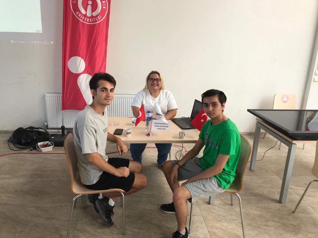 isteEduTr's tweet photo. İSTE’DE TERCİH GÜNLERİ BAŞLADI
İskenderun Teknik Üniversitesi’nde (İSTE) üniversite adayları için Tercih günleri başladı. 
https://t.co/AcALcejkGv https://t.co/n6RrSbxPsb
