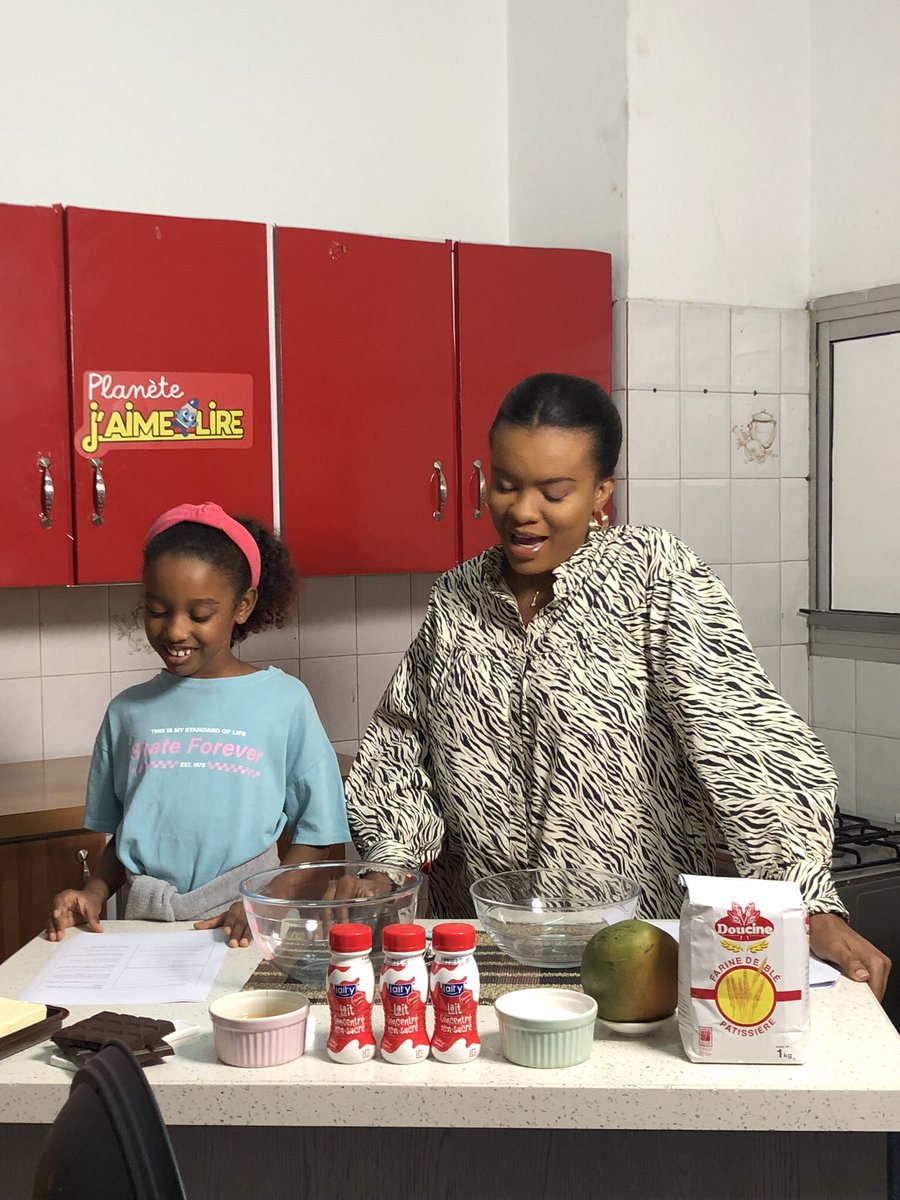 La #cuisine est une rubrique vivante de notre #magazine Planète J’aime lire. L’enfant est acteur et participe pleinement à cette activité culinaire. Il découvre les goûts et les saveurs à travers la #lecture. 

Suivez également nos recettes sur YouTube 👉🏽 tinyurl.com/Planetecuisine