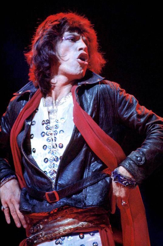 __lo_ste__'s tweet photo. come avremmo fatto senza di te? auguri ragazzo!
#mickjagger80 #mick80 #MickJagger https://t.co/rpbK2p9WjL