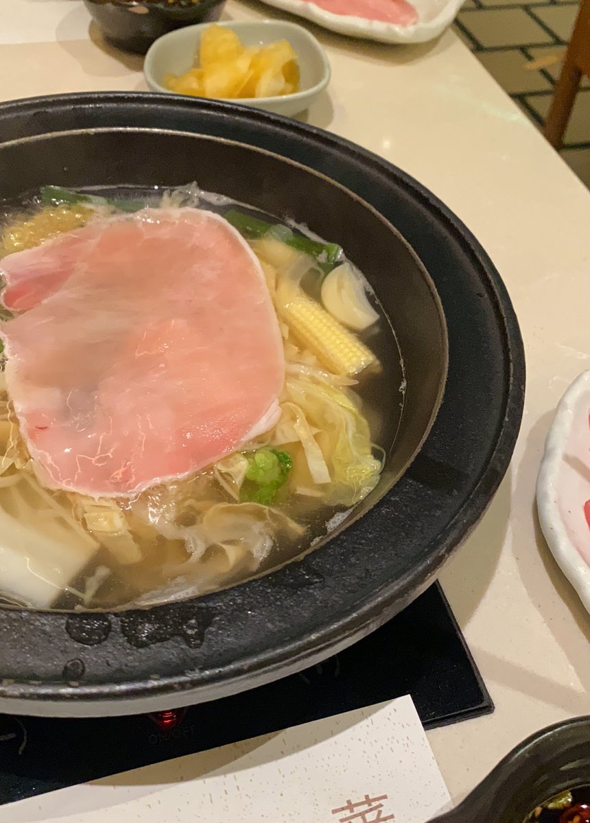 กินกับนอน🤤 tweet media