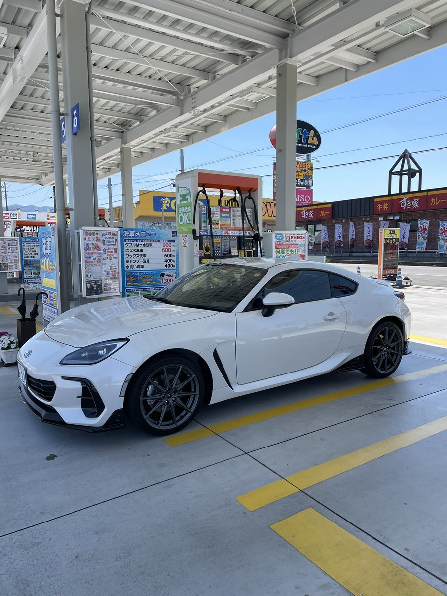 Forged681's tweet photo. 納車されて3日
通勤で乗ってるだけだけど、体に伝わる乗り心地が気持ちいい。
買って良かったと思う一台BRZ✨ https://t.co/T03c3Wc0f0