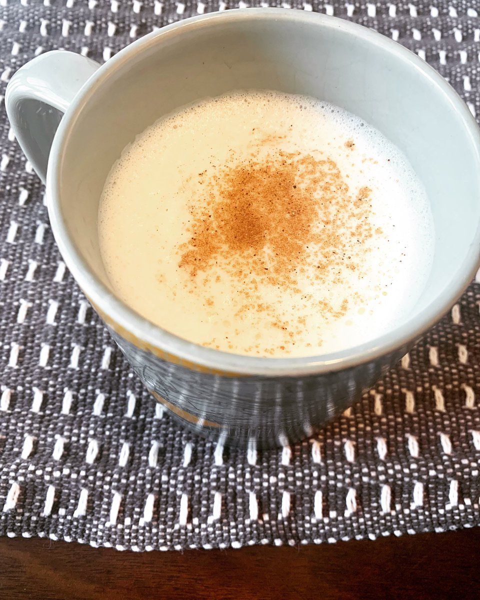 AlltheFoodVibes's tweet photo. Caramel latte with cinnamon sugar in my Ninja machine ❤️☕️ #wednesdayvibes #wednesdays #halfwaytofriday #coffeetime #coffeelover #foodie #foodblogger #instafood https://t.co/jctNCX5Y2V
