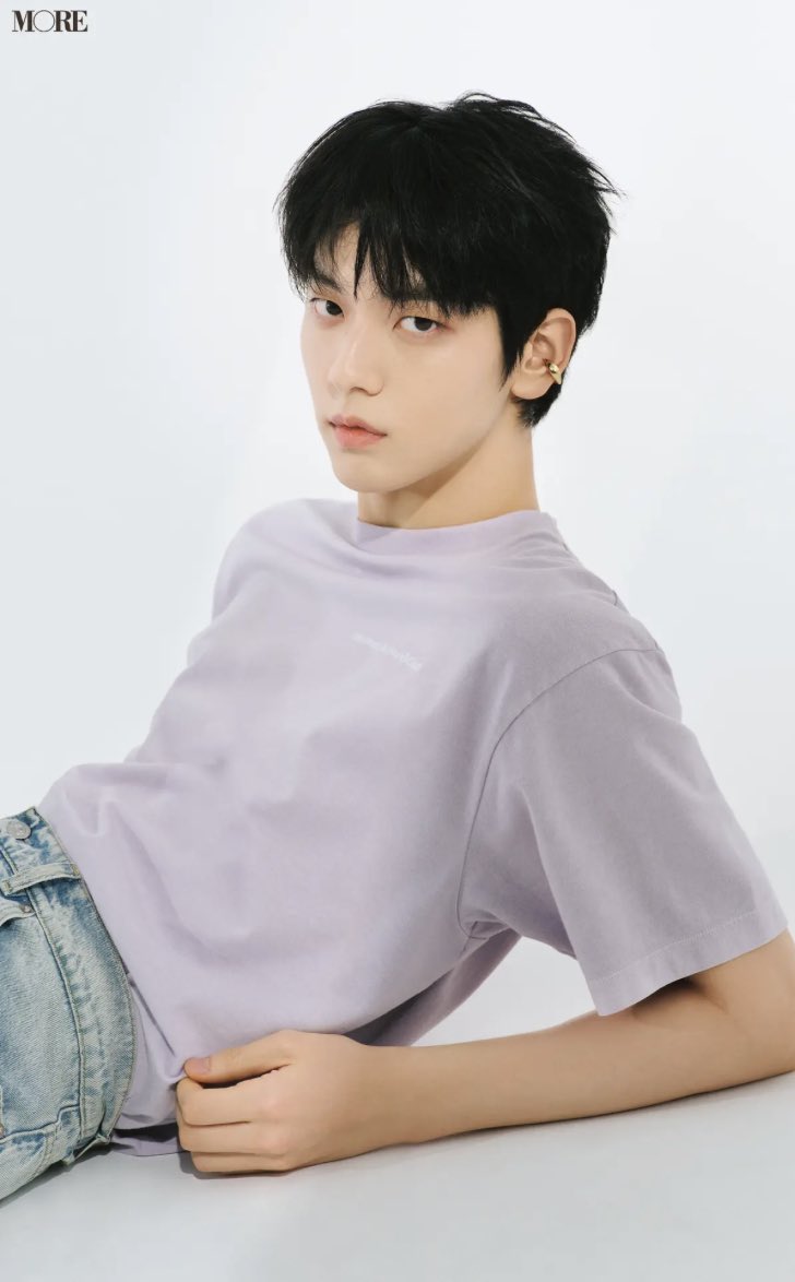 txt_sarangdan2's tweet photo. MORE magazine #투모로우바이투게더 https://t.co/ZfM3IzGTGY
