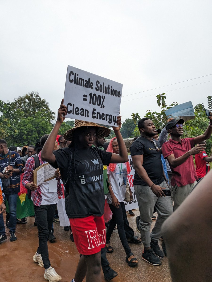 ahougnan_p's tweet photo. Together, we are an unstoppable force for change. Let's bridge the gap between generations, learn from each other's experiences, and work hand in hand to tackle the climate crisis. #InterGenerationalAction #ClimateCollaboration. https://t.co/vz7JEN0NJ5