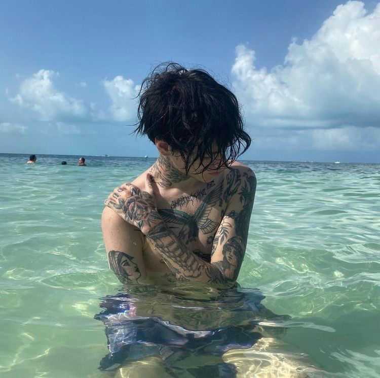 JR_Hamilton02's tweet photo. ______ ______ ______ ______ ______
    ← ⚪Jason🍿 ⠇                         
             ⁵ ᵐⁱⁿᵘᵗᵉˢ ᵃᵍᵒ https://t.co/QKMh1WXypd