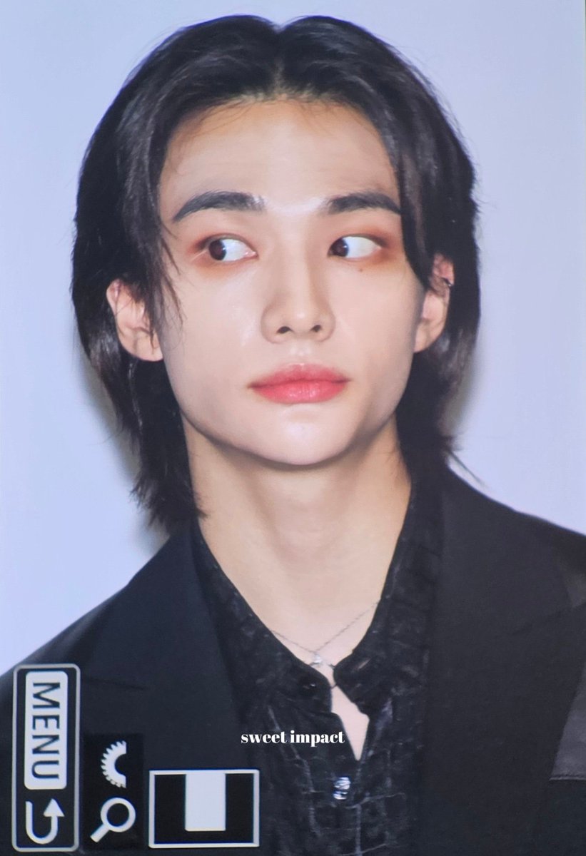 staceys_room's tweet photo. your last saved photo is what he saw 👀 https://t.co/QXhftoCxI3