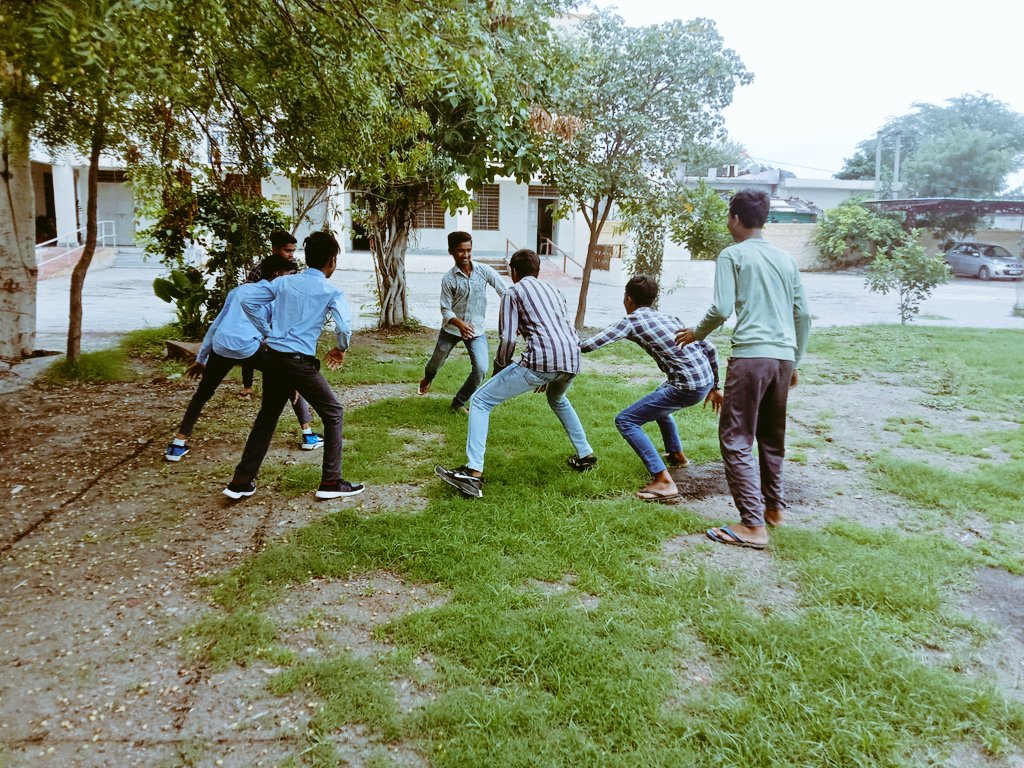 Dcdmkota's tweet photo. #Kota ग्रामीण ओलंपिक खेलों की तैयारी शुरु।
@RajGovOfficial @DIPRRajasthan @BunkarOp1 https://t.co/40yOfPOWWl