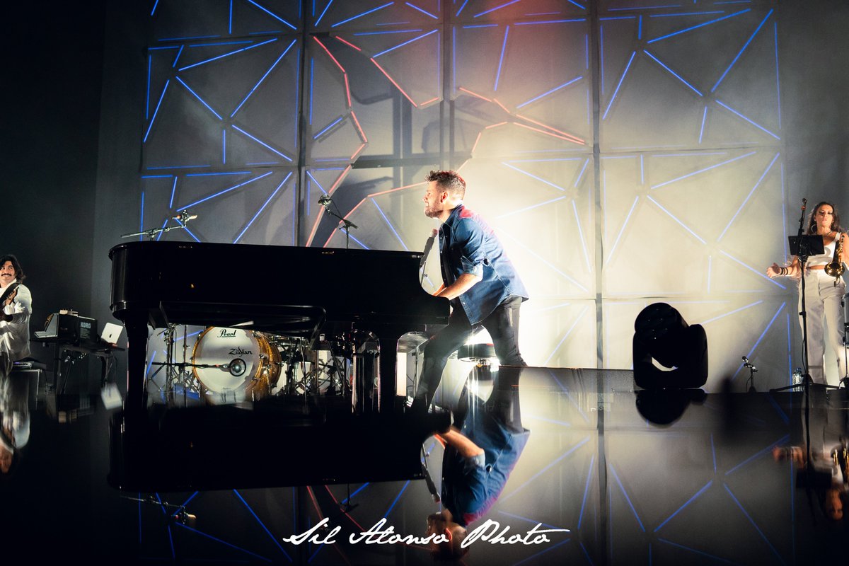 Hace un par de días fui a hacer fotos al concierto de <a href="/PabloLopezMusic/">Pablo López</a>, no puedo estar más contenta con los resultados 🥰

Me ayudáis compartiendo para que le lleguen? ✨