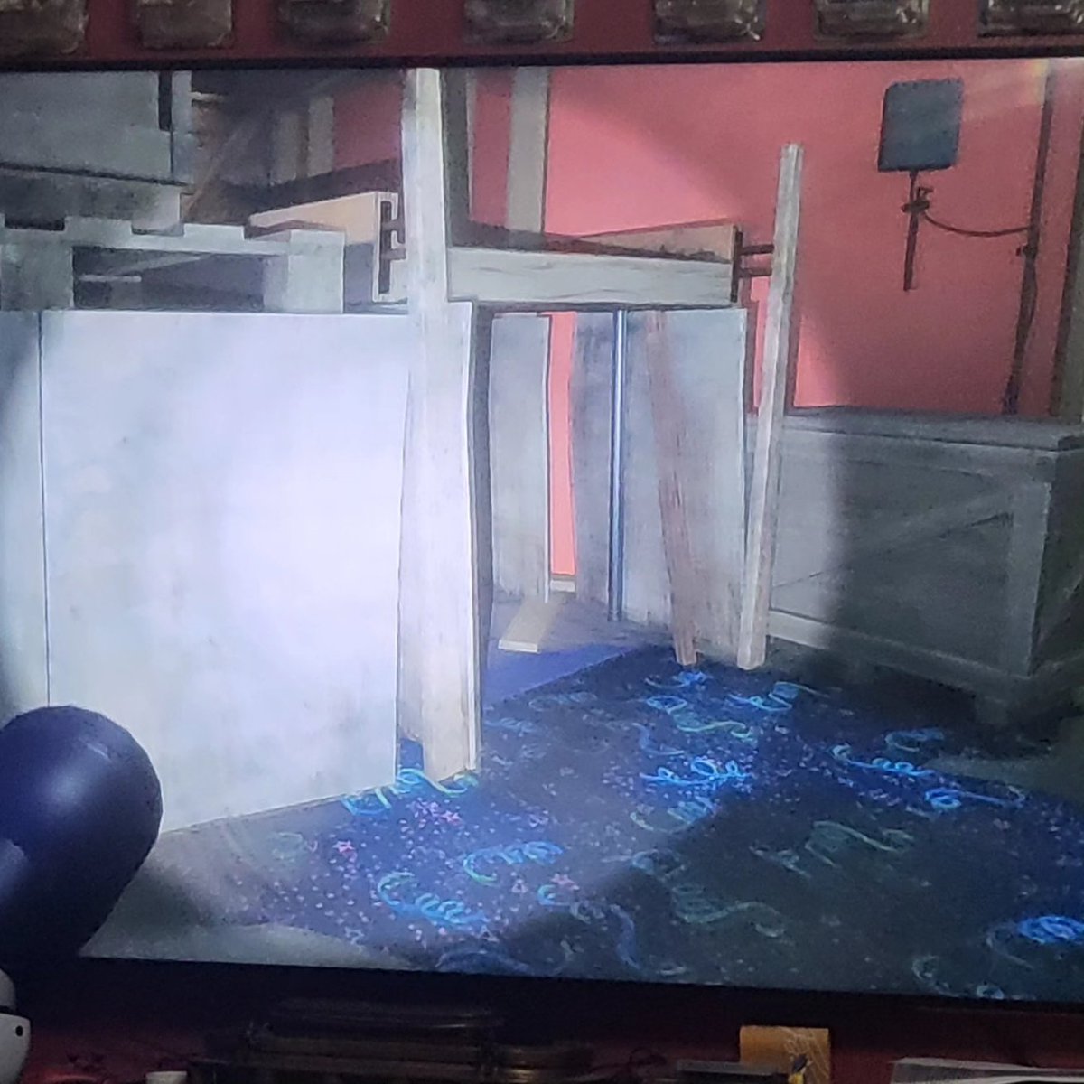 Nephiliatwitch's tweet photo. #FNAFRuin Who else is exploring the ruins of the PizzaPlex? https://t.co/ykAkAUjAwA