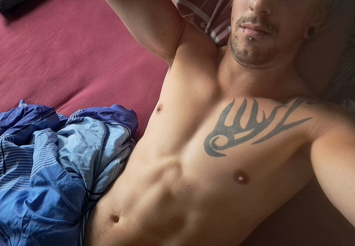 onlyfanstevil's tweet photo. Schön nachmittag euch und wenn ihr Lust habt schaut euch mal gerne mein onlyfans account an https://t.co/jFoPm28ncy
#onlyfans #onlyfansgay #gay #newfollowers #schautvorbei https://t.co/BuXj16f033