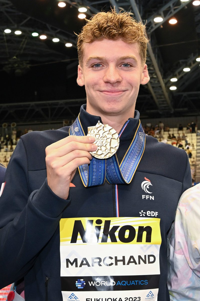 🇫🇷 Champion du monde 😍

Deuxième sacre pour Léon Marchand qui continue sa moisson aux championnats du monde de Fukuoka 🥇

🥇 400m 4 nages
🥇 200m papillon

PRODIGIEUX 👑