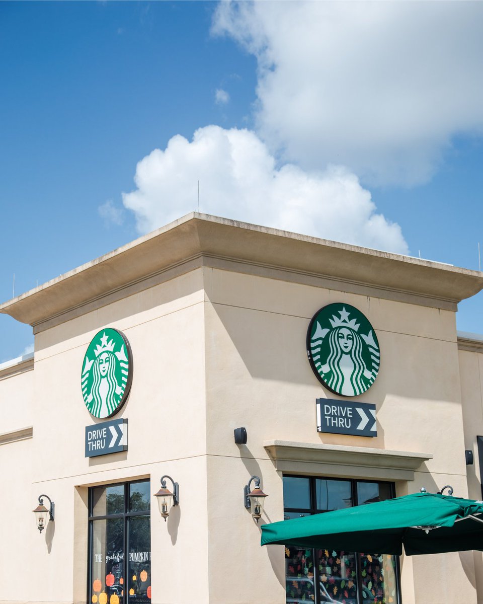 Wednesdays got a whole lot cooler at <a href="/Starbucks/">Starbucks</a>! Beat the heat with 50% off your fave cold drink Wednesdays after 12 p.m. Your coupon will be in the app. Apply at check‑out. #Starbucks #WinterParkVillage