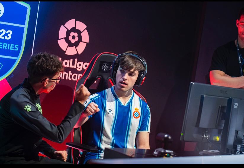 gonchu07 tweet media