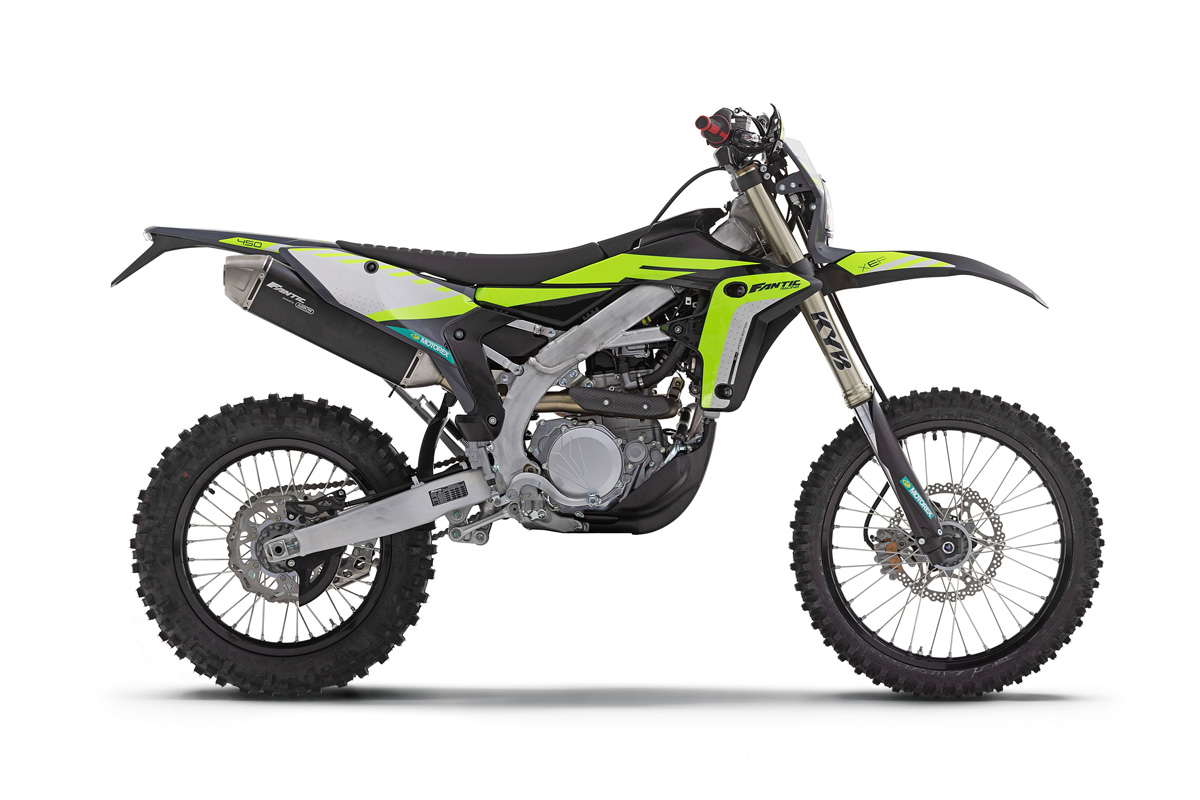 Enduro21's tweet photo. Fantic announce 'race replica' Black Edition enduro and MX models to their MY24 line-up and confirm November '23 release date for the XE 300 two-stroke. 👌
#Enduro21 #ThisIsEnduro #Fantic #FanticMotor
https://t.co/L1mat3zkV7 https://t.co/ZWBAS7CW0g