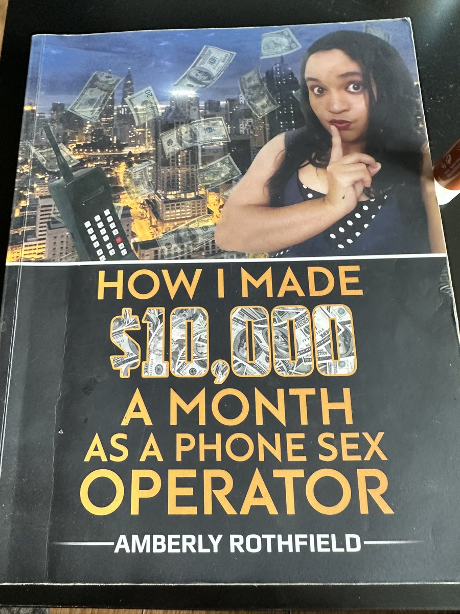 mksproject26's tweet photo. One of the first books I got that helped me smash online work!! For video calls &amp; phone sex clients is a must have if u want to smash it or just starting out &amp; need some guidance @AmberlyPSO https://t.co/WTZnMub0zB