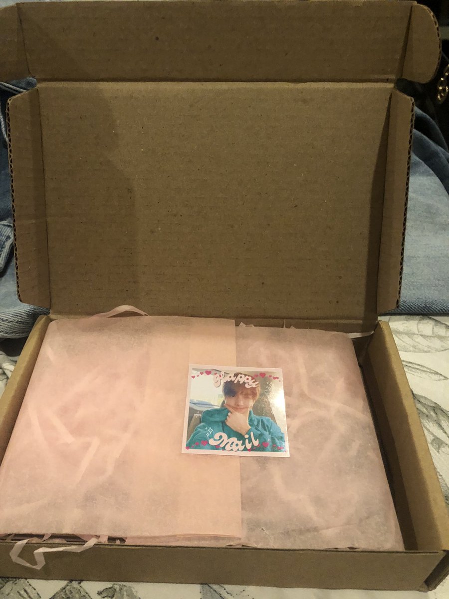 sjaeyun02's tweet photo. Love Mail ๐
Hii @redthreadsells
Napauwi ko na Powerstation R2 ld Jake ko ๐ญ Thank youu for letting me adopt him and the other pcs ๐ซถ๐ป also for the freebies! will definitely take care of it โค๏ธ
#redthreadfeedbacks https://t.co/qmHgP9Gnnn