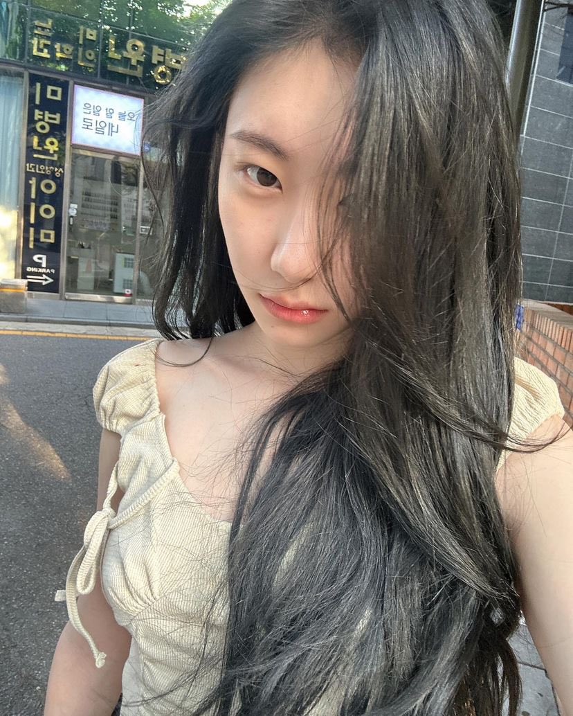 chxaerry's tweet photo. ㅤ

🌬💨

ㅤ https://t.co/w0ijJbPfTq