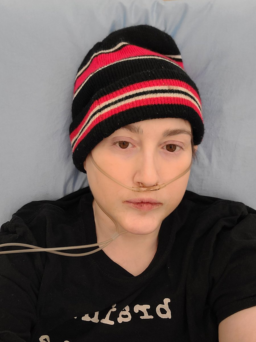 LibbyMbc's tweet image. Today is day 7 in hospital.
I have had 2 radiation sessions and have 3 to go
Plans regarding surgery vs chemo are still not complete. I know as I get closer to the end comfort must be optimized above longevity, there is no point being alive if I'm