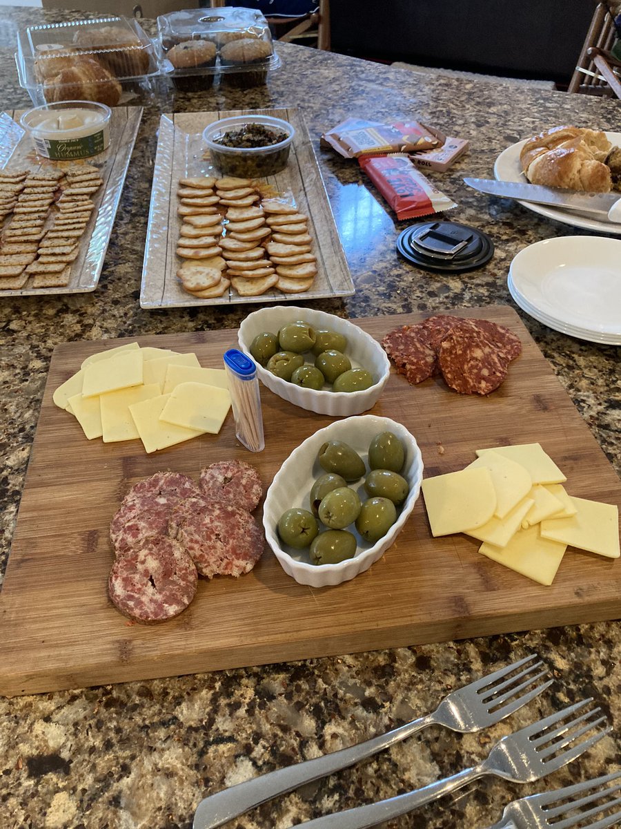 My sister and I did a little #vegan tasting yesterday for some friends, including #salami from one of our new favorite businesses, Big Ass Vegan Meats (Brooklyn NY). Yes, that’s right, vegan SALAMI! What a treat to share such tasty food. Thanks @emisgoodeating for recommending!