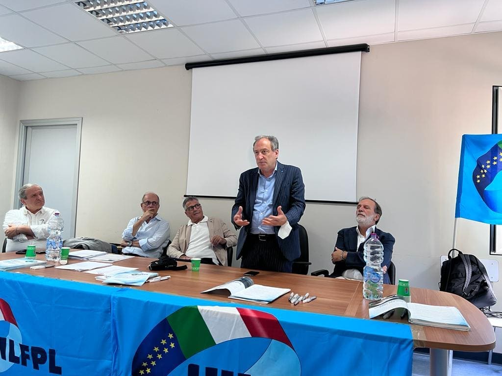 UILFPLNAZIONALE's tweet photo. 🔹Il Congresso straordinario Uil fpl dell'azienda ospedaliera Cardarelli di Napoli, che pone fine al commissariamento, ha eletto oggi il direttivo aziendale, che a sua volta ha eletto Marco Tesone nuovo Segretario Gau della Uil-Fpl dell'A.O. Cardarelli
#Uil #Uilfpl https://t.co/uCxuyWJaxb