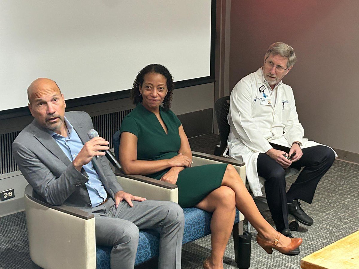 Star-studded 🌟 panel on “Leadership in Surgery” this morning as part of our #BeyondResidency Summer Learning Series! Thanks to @DukeHealth CEO Dr. Craig Albanese, @DukeSurgery Chair Dr. Allan Kirk, and Duke Transplant surgeon Dr. Lisa McElroy for joining us #SurgEd