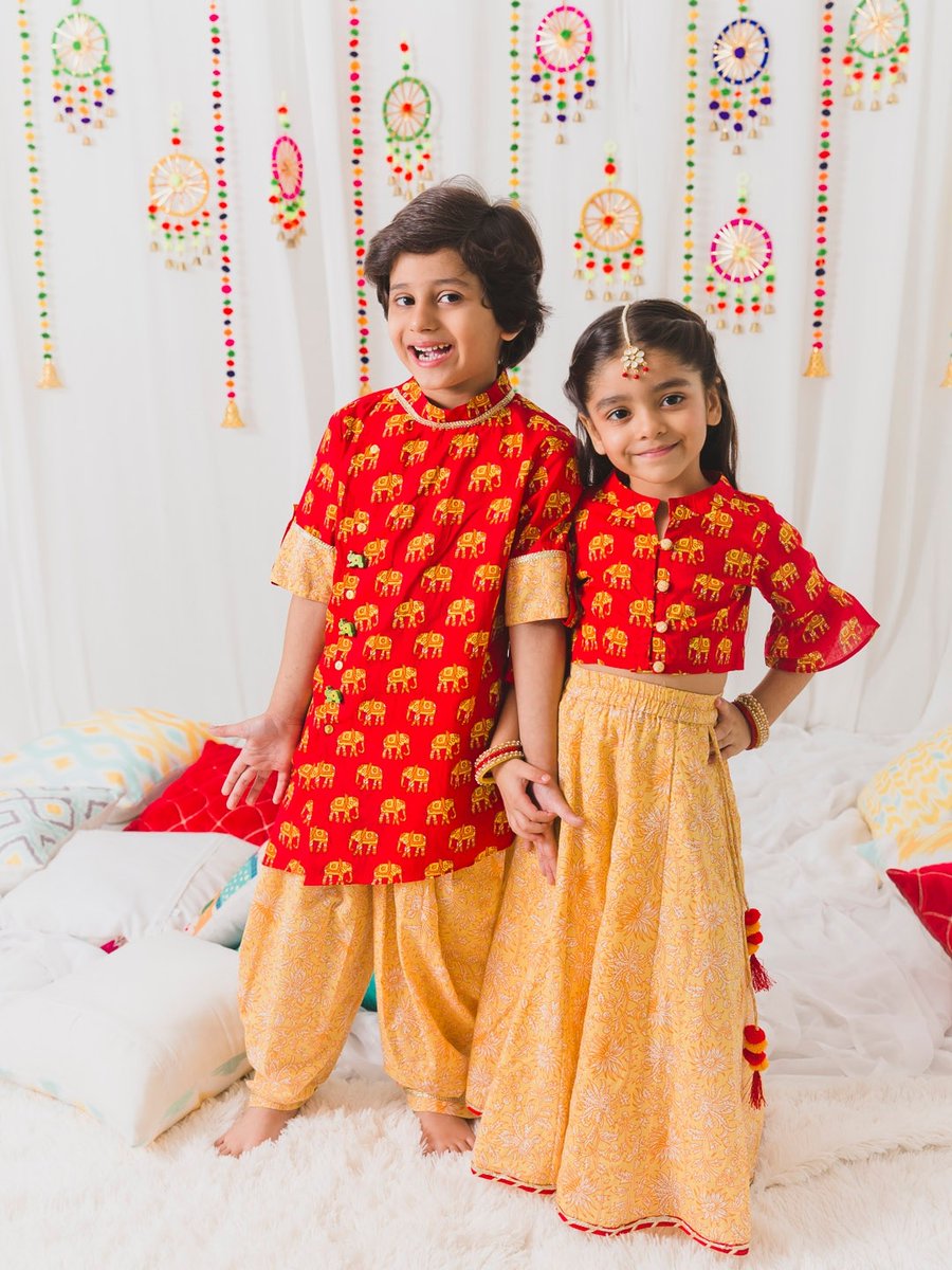 FollowLooksGud's tweet image. ❤️Explore a Mesmerizing Collection of👦Boys' Ethnic Wear, Thoughtfully Curated to Make This Festive Season Truly Special.😍  
Buy Now 👉 looksgud.in/search?cid=210… #EthnicWear #ethnicwearforkids #ethniccollection #festivewear #RakshaBandhan #boys #boysfashion #boysclothing #trending